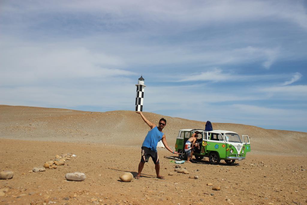 Frogs Chillhouse Hostel Huanchaco Esterno foto