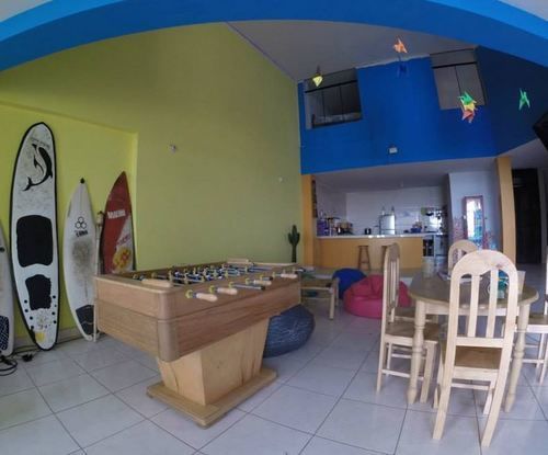 Frogs Chillhouse Hostel Huanchaco Esterno foto