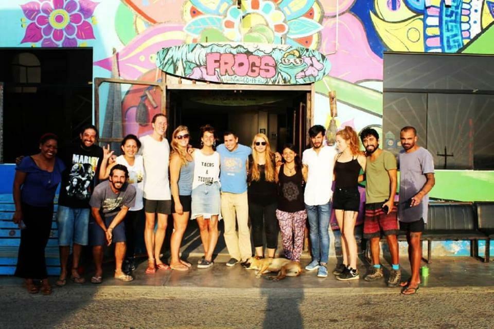 Frogs Chillhouse Hostel Huanchaco Esterno foto